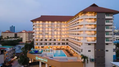 Jomtien Thani Hotel Hôtels à : Plage de Jomtien (Jomtien Beach)