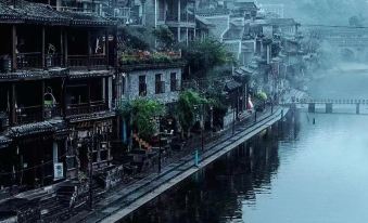 Fenghuang Aegean Sea Resort Hotel