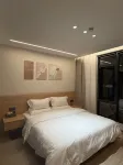 Peach Blossom Spring hotel