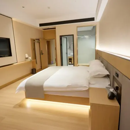 Hotel construction in Yingjiang