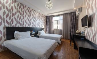 Minghu Light Hotel(Jinan Evergrande Riverside Left Bank Branch))