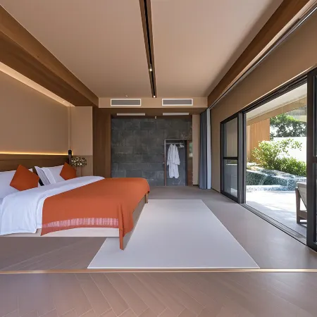 Yulan Dongshan, Tengchong | Mid-hill View | Authentic Hot Spring Luxury Villa Resort