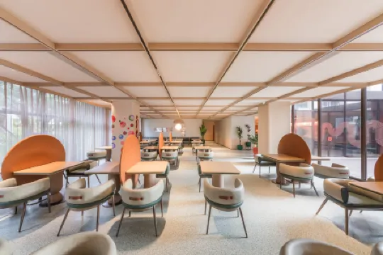 Orange Hotel (Haikou Meilan Airport Lingshan Temple Branch) Отели рядом с Аэропорт Хайкоу