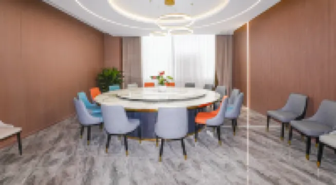 Qifeng Hotel (Washan Fengcheng Branch)