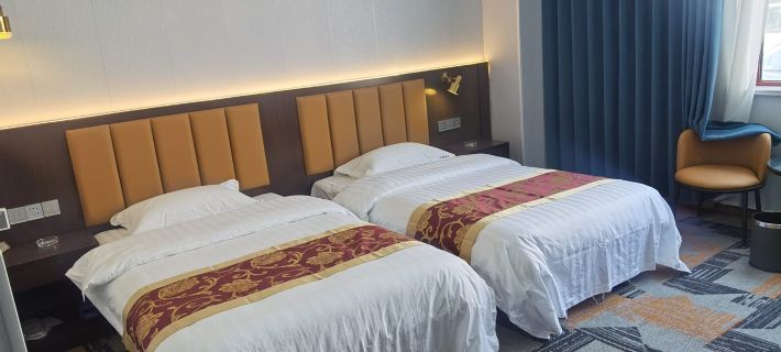 Heyuan Hotel Hotels in Baiyin