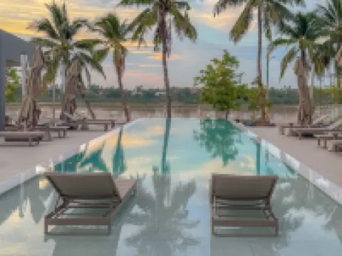 โรงแรม เลอปง ริเวอร์ฟร้อนท์ รีสอร์ท หนองคาย โรงแรมในอำเภอเมืองหนองคาย