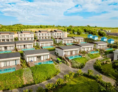 Edensee Ke Ga Beach Resort Hotels near Gold Rock Beach Travel Park