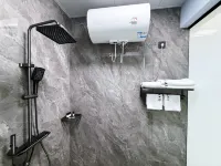 Huaxianggu Guesthouse (Nalati Town Branch) Hotels near Nalati National Forest Park