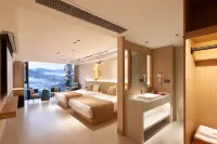 Longji Terraced Field Qiugu Homestay (Jinfo Peak Viewing Platform)