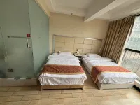 Tongjiang Hongxu Hotel