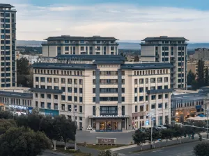 아투어 호텔 보러 우호 쇼핑센터 단지에 북로