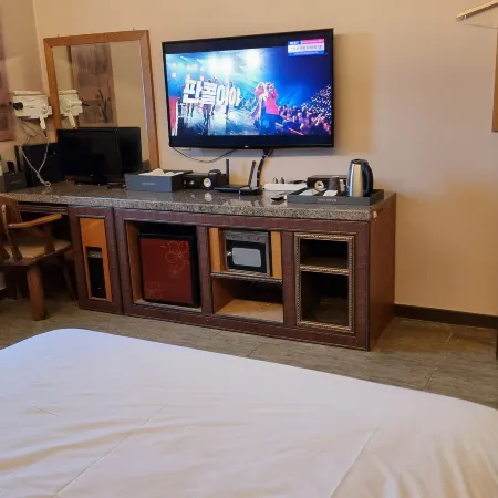 Tiffany Self Check-in Hotel