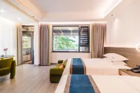Five Stars Diaolou Lodge​