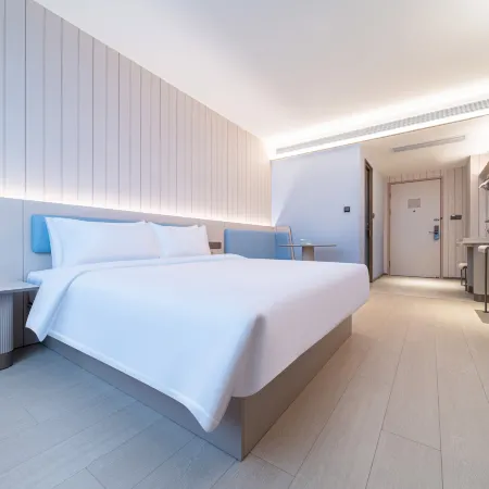 HanTing Hotel (Xinxiang Weihui City Government)