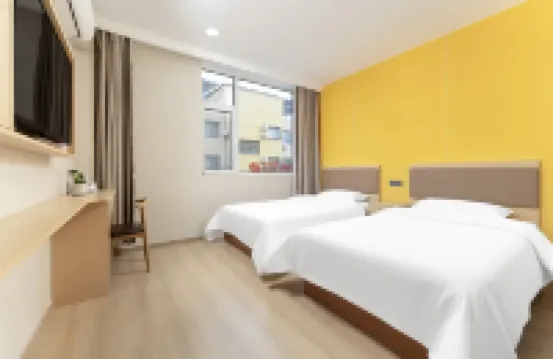 藍楓酒店（臨空地鐵站濟南遙牆國際機場店）