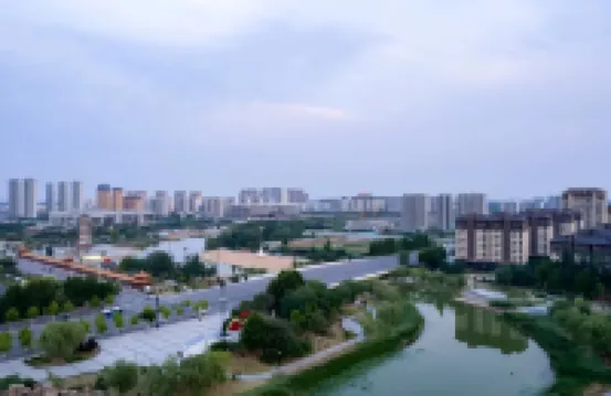 Jingzu E-Sports Hotel (Dezhou Qihe Wanda Plaza Branch)
