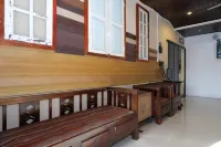 OYO 1017 Al-Inshirah Inn Hotels in Sering