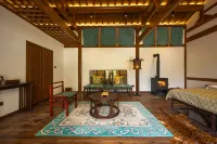 Tengri Khagan · Weizhou Manor