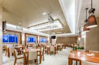 Hawthorn BY WYNDHAM DEHONG MANGSHI