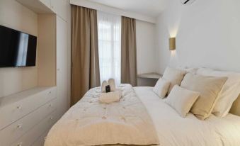 Chic 2BR/4P Apartment – Saint-Tropez Lices