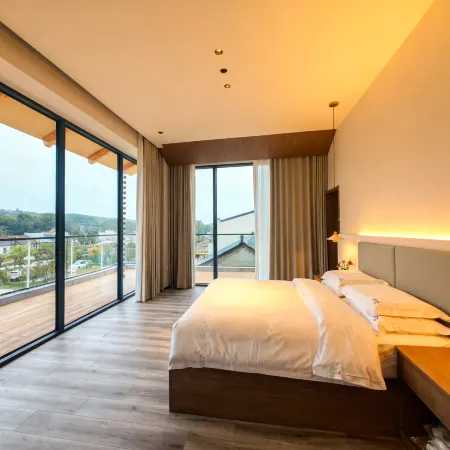 Luming Mountain Lodge