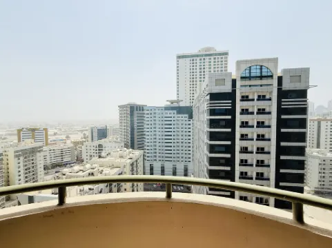 Aplyns Dormitory Male&Female,Al Majaz Отели рядом с достопримечательностью «Научный музей Шарджи»