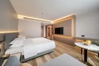 Pelton International Apartment (Bolei Yuanzhou Store, Huizhou)