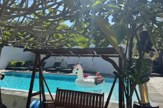 Casa Komala Uluwatu Hotel berhampiran GBI ROCK Bukit Pujian