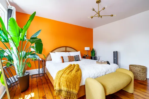 Convention - Short North - Parking Free - King Bed - Bungalows