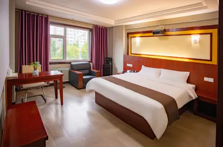 Jingya Hotel (Liaocheng Bus Terminal Wanda Plaza Branch) Отели рядом с достопримечательностью «School of Continuing Education， Liaocheng Vocational and Technical College»