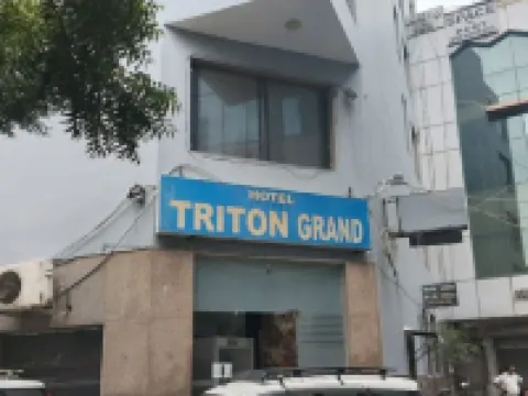 HOTEL TRITON GRAND Hotels near Indira Gandhi Intl. Airport