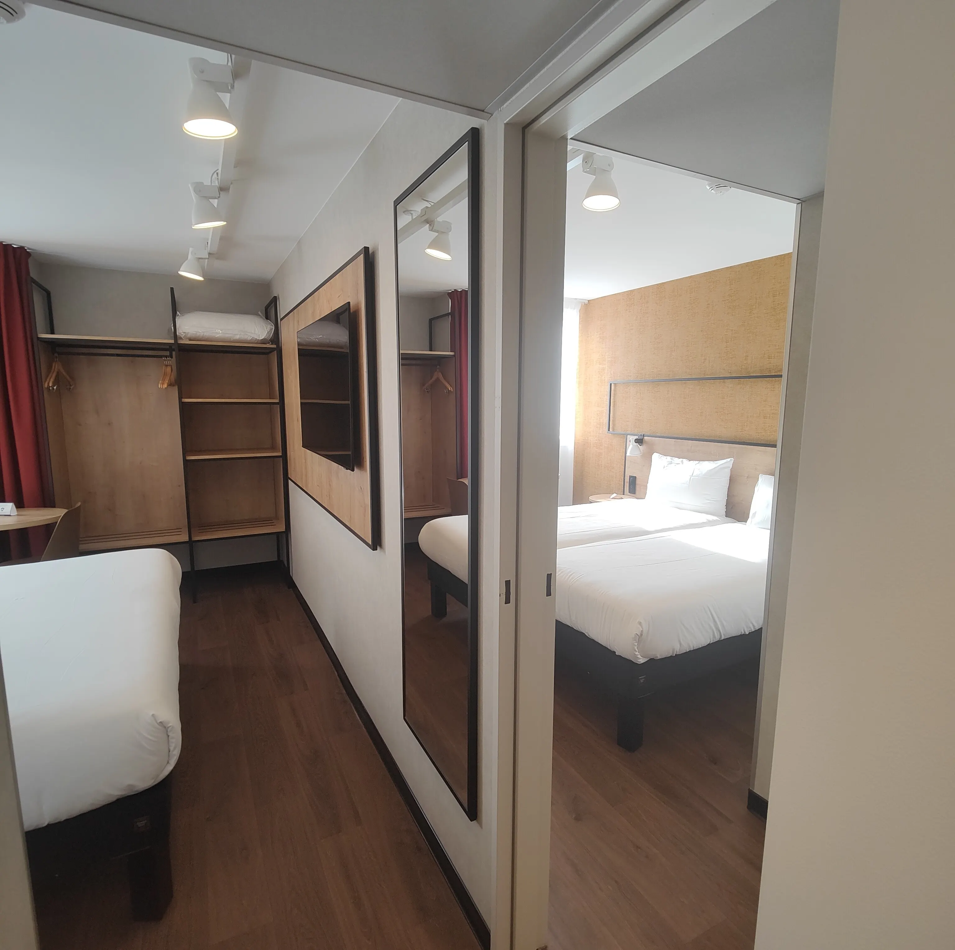 Ibis Paris Nord Porte de Saint Ouen Номера Photos