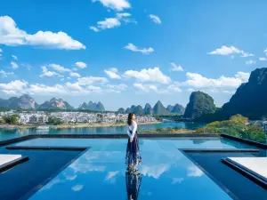 Miracle  Hotel (Yangshuo West Street Lijiang Branch)
