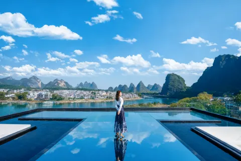 Miracle  Hotel (Yangshuo West Street Lijiang Branch)