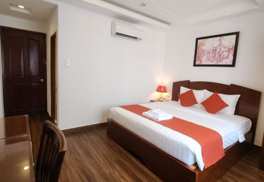 Beautiful Hotel 내부