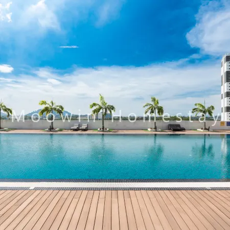 Royal Comfort Suite Meritus (near swimming pool)