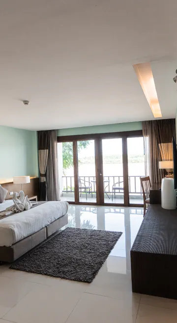 ห้องสวีทพร้อมวิวแม่น้ำ 