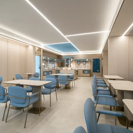 HanTing Hotel (Foshan Lecong Louvre International Furniture Exhibition Center)