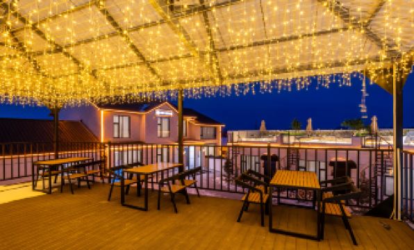 Floral Hotel·Lu Yin Retreat