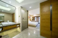 Chaoman Hotel (Heyuan Wanlong City Branch)