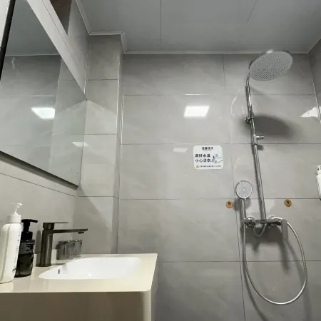 Menghai Xiangyuan Resort Hotel