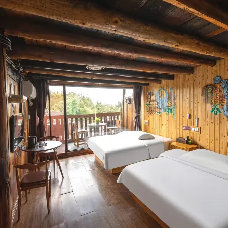 Yumiao Homestay (Rongshui Shuanglonggou Scenic Area)