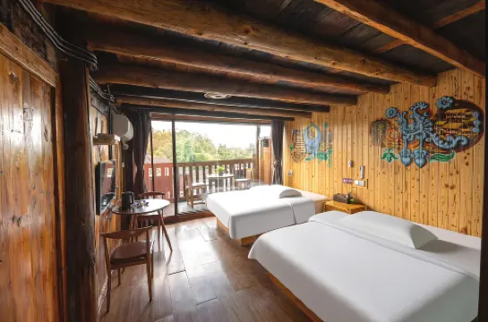 Yumiao Homestay (Rongshui Shuanglonggou Scenic Area)