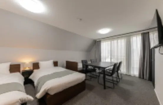 Urbain Shinjuku Kagurazaka Hoteles cerca de Akagi Shrine