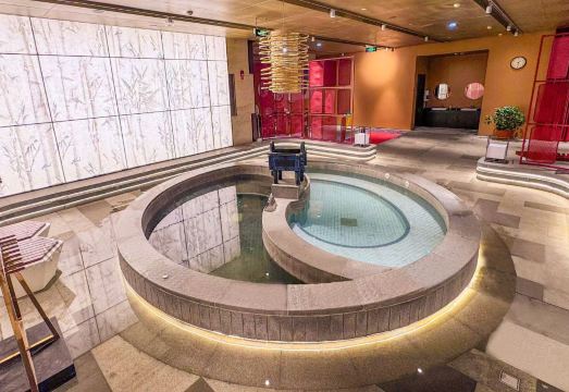 온천 시설 이미지