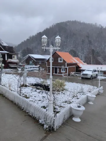 Baikal Manor - Listvyanka  호텔