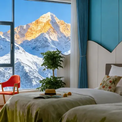 Jijing Xilu Bieyuan｜Starry Canyon Homestay(Hutiaoxia Branch) โรงแรมใกล้ส่วนกลางช่องเขาเสือกระโจน  แชงกรีลายูนนาน