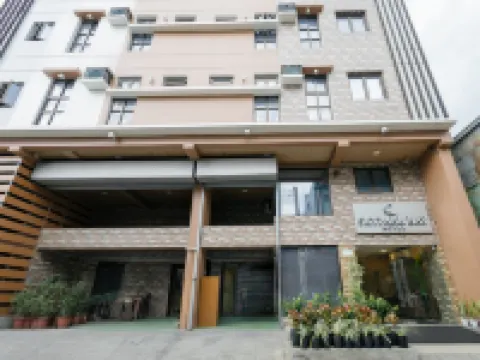 スカイパーク ベイ ホテル パラニャケのホテル