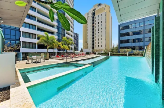 Aria Apartments