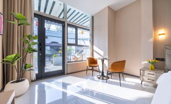 North Station · Good Times Hotel